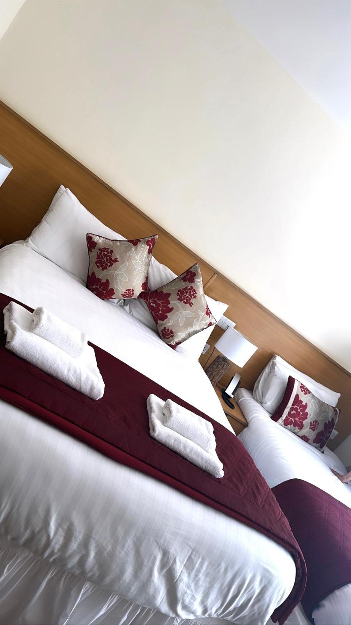 The Hedges Hotel Stranocum Экстерьер фото